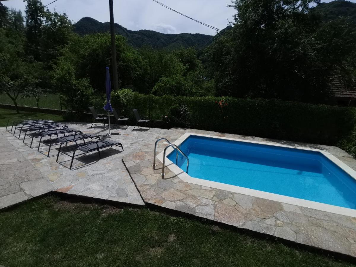 Villa Nanevi Teteven Buitenkant foto